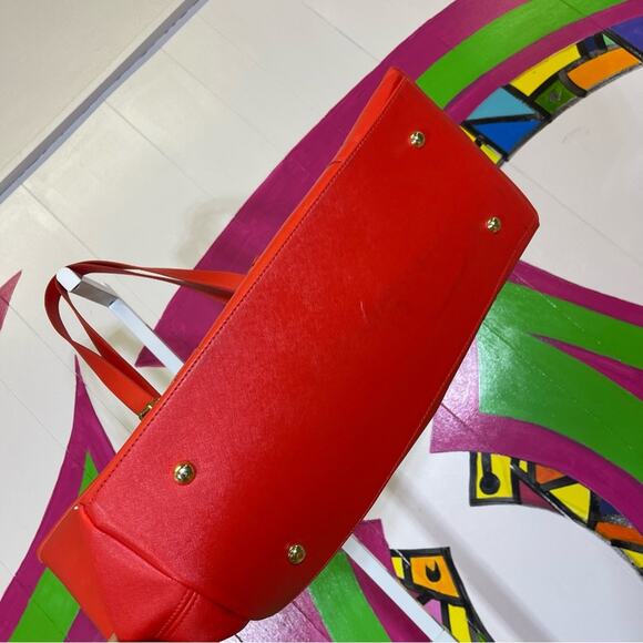 Jessica Simpson, Red Tote Bag Padded Laptop Compartment. PVC. Excellent cond! - Picture 4 of 10